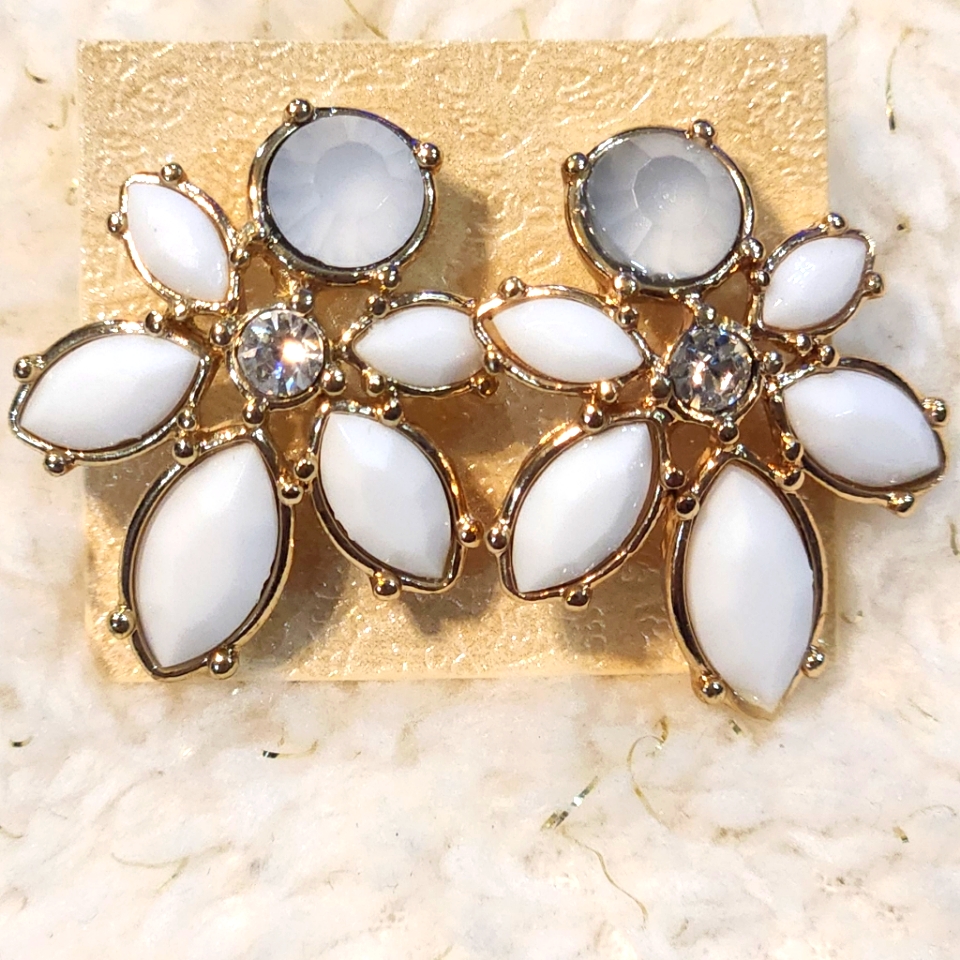 Goldtone Post Earrings With White Stones And Rhinestones 20$